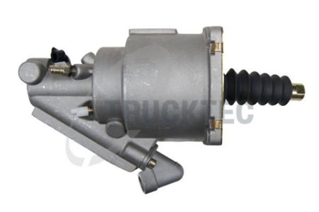 Truck clutch booster