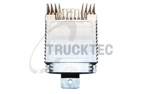 Cooling fan relay
