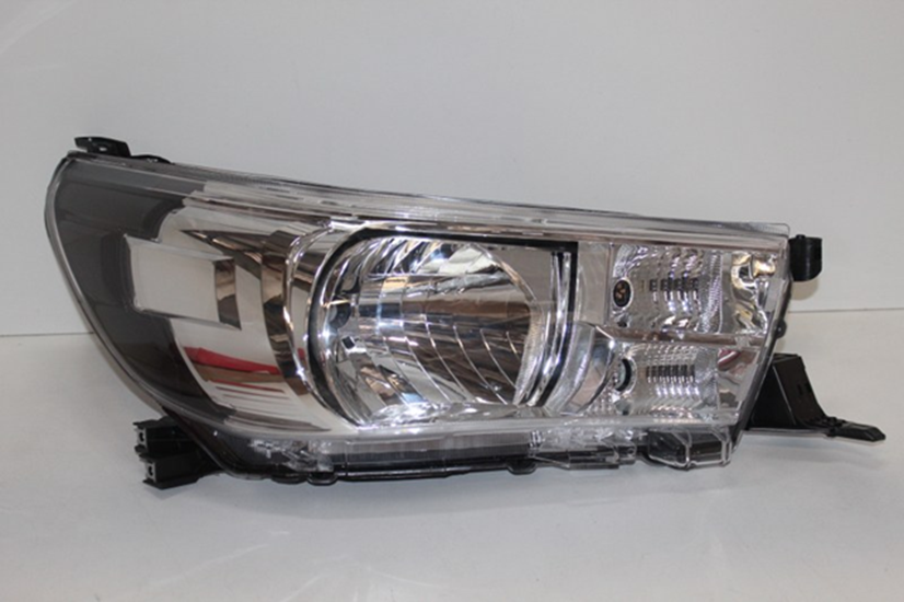 Headlight Assy RH, Toyota Hilux VIII